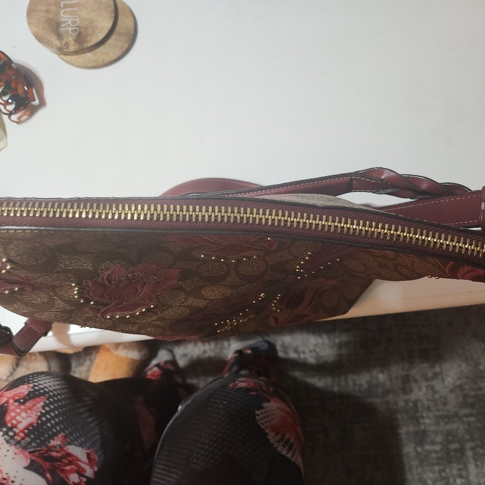 Coach  tote